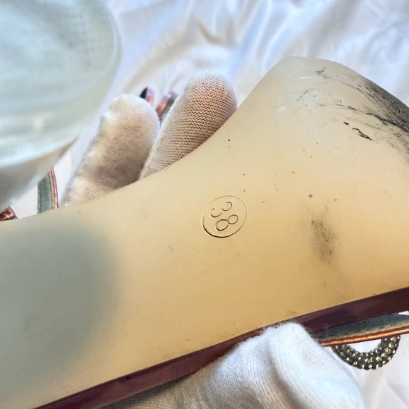 Iridescent Pink Bow Heels | Size 38 (US 7.5-8) - Picture 6 of 9